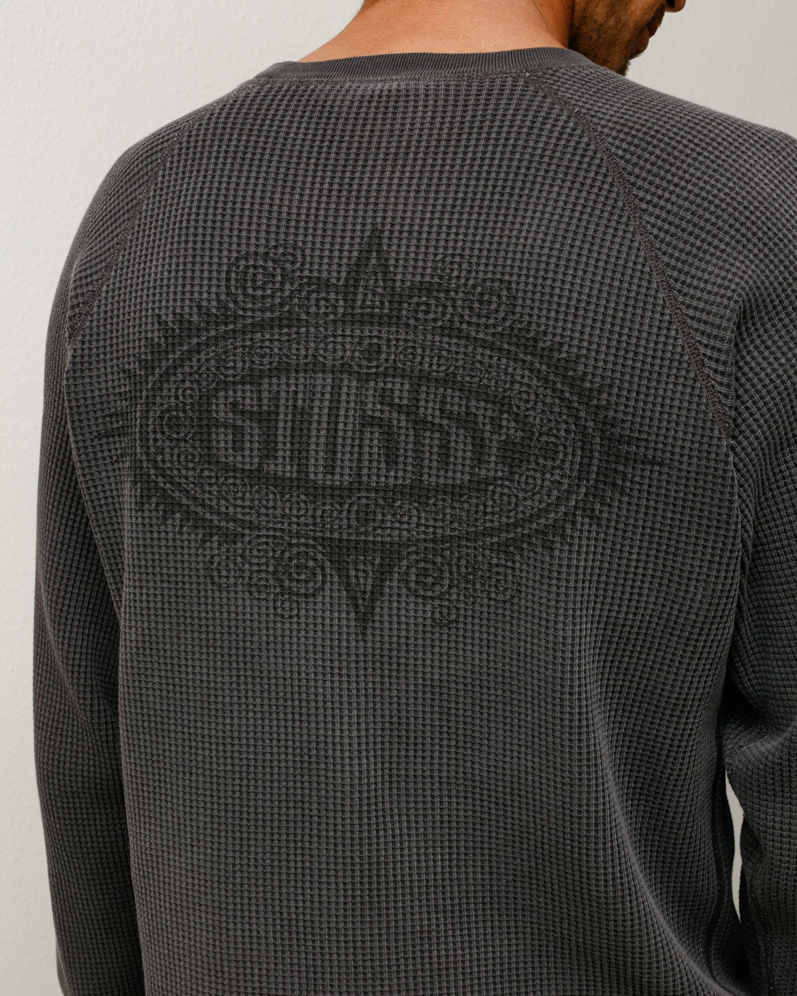 Mantra Raglan Thermal – Washed Black | Tops & Knits | Stüssy Canada