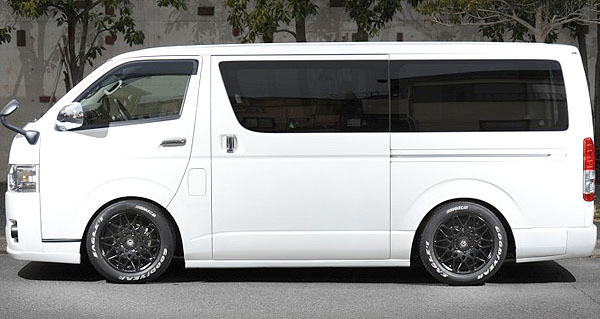 ハイエース/キャラバン用タイヤホイール限定セット】グッドイヤー