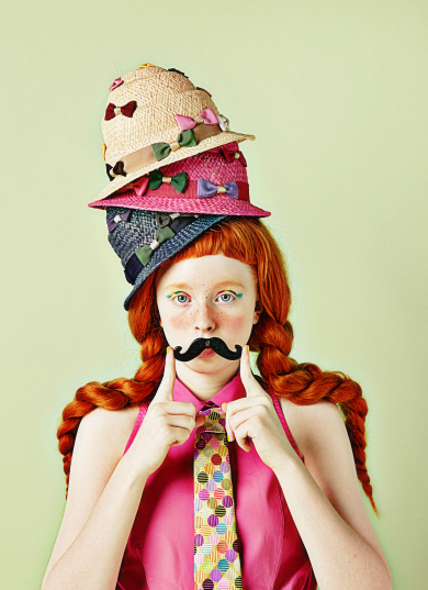 バラ色の帽子 | NEWS