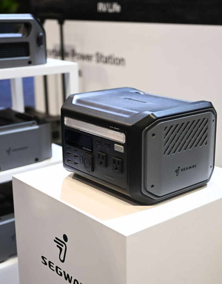 Cubeシリーズ - Product - Segway-Ninebot