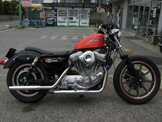 2002年式XLH883 スポーツスター883 前後タイヤ交換作業