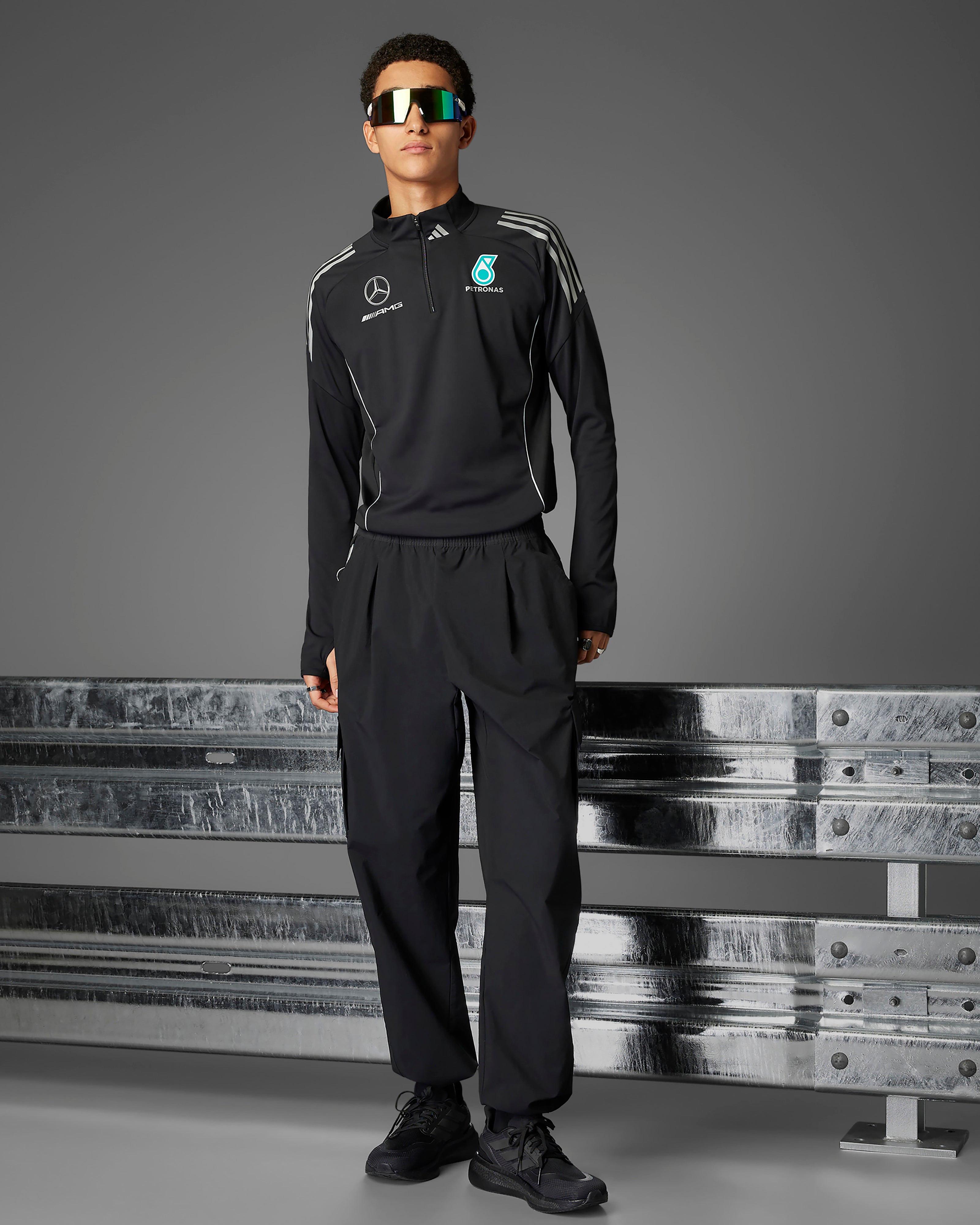 Mens 2025 Mechanics Top Black | Official Mercedes-AMG PETRONAS F1