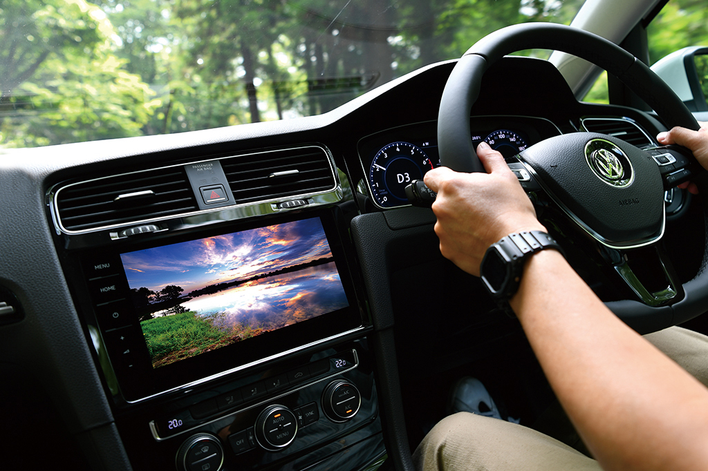 PLUG TV! - PLUG CONCEPT