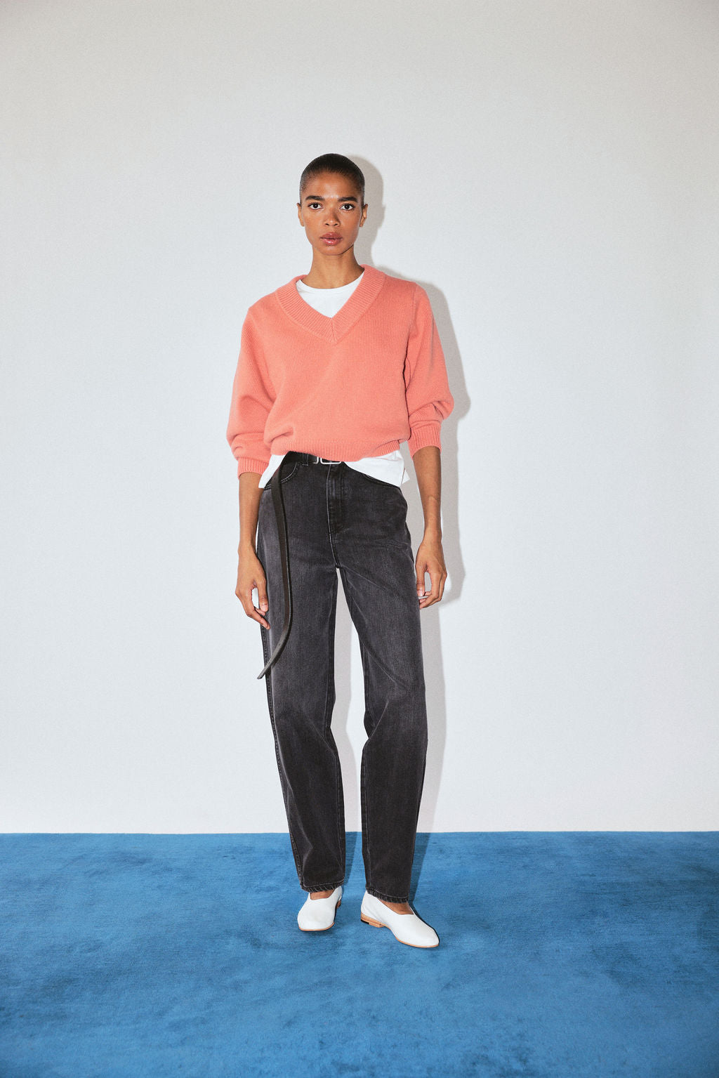 SLOANE VEE – James Street Co