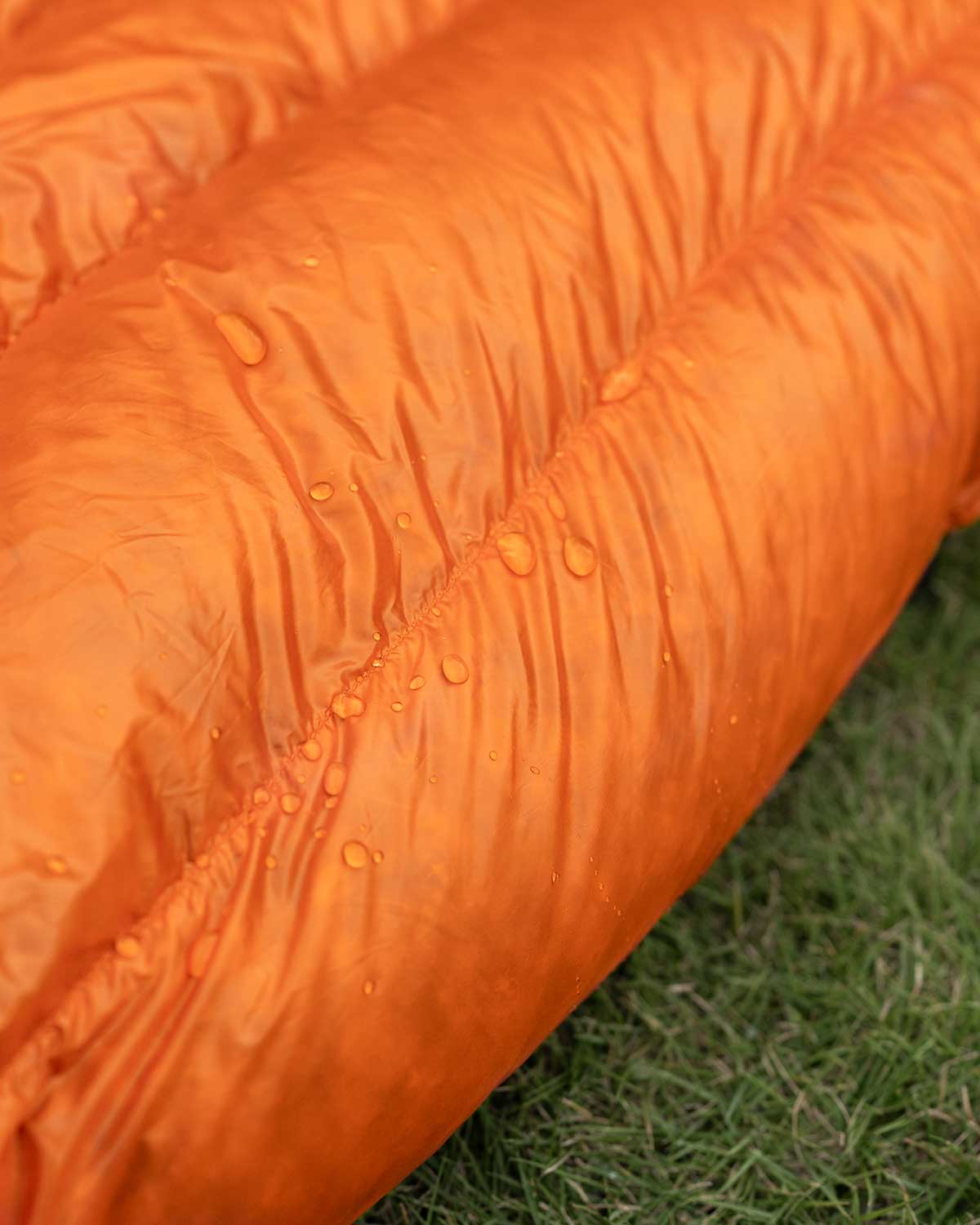 Enlightened Equipment Revelation 850 30°F ｜3.5シーズン対応 UL