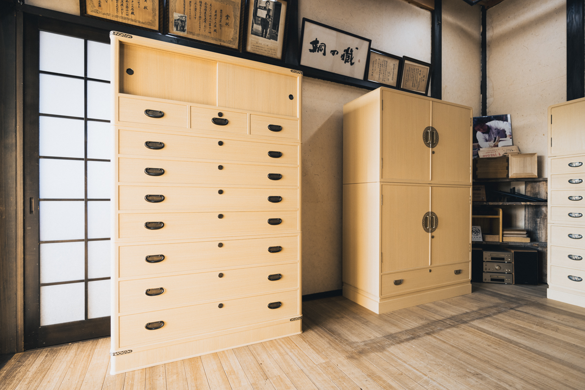 加茂桐箪笥 | 【公式】銀座・新潟情報館 THE NIIGATA