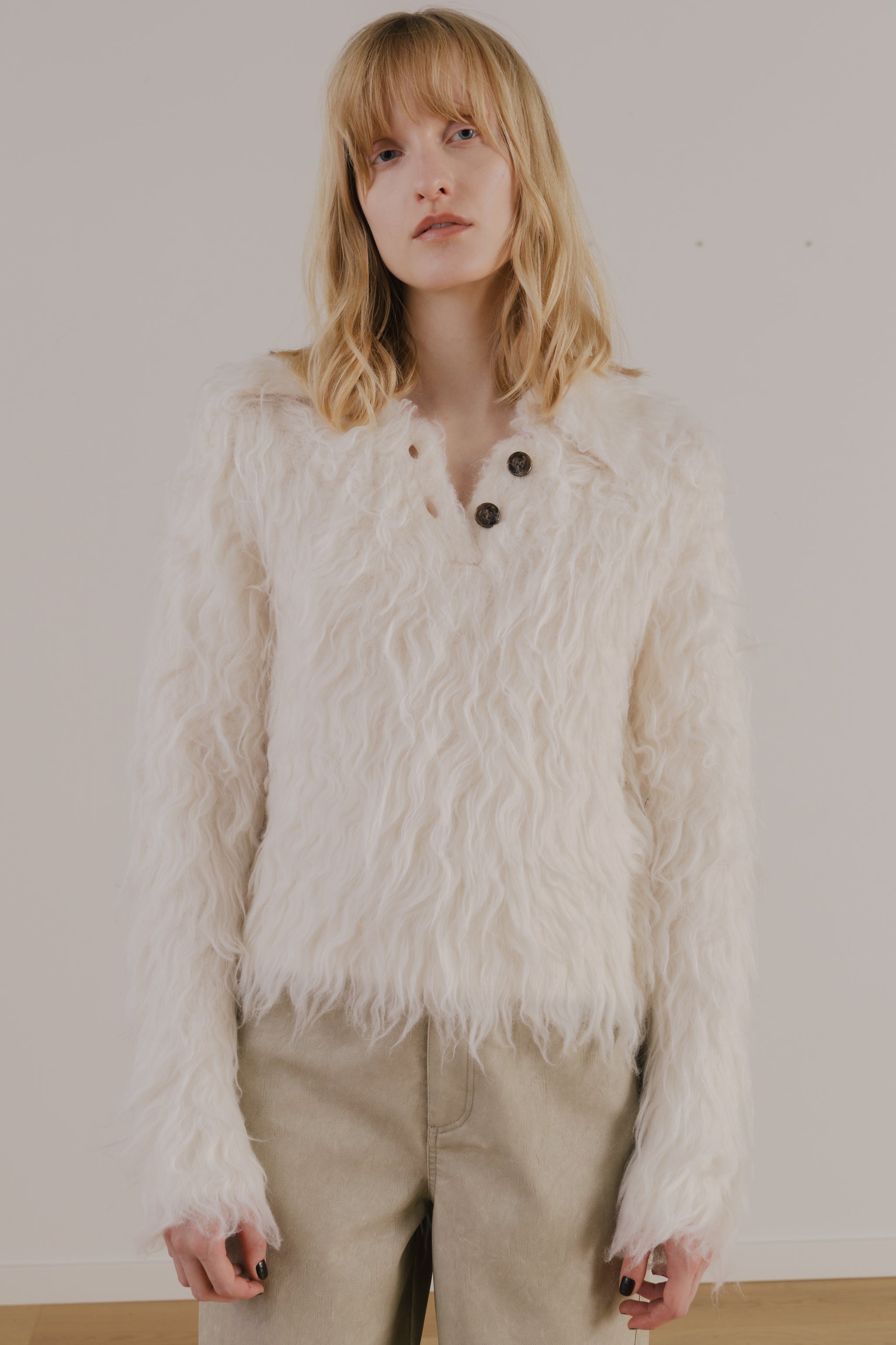 Wilhelm Shaggy Pullover – THE TOÉ