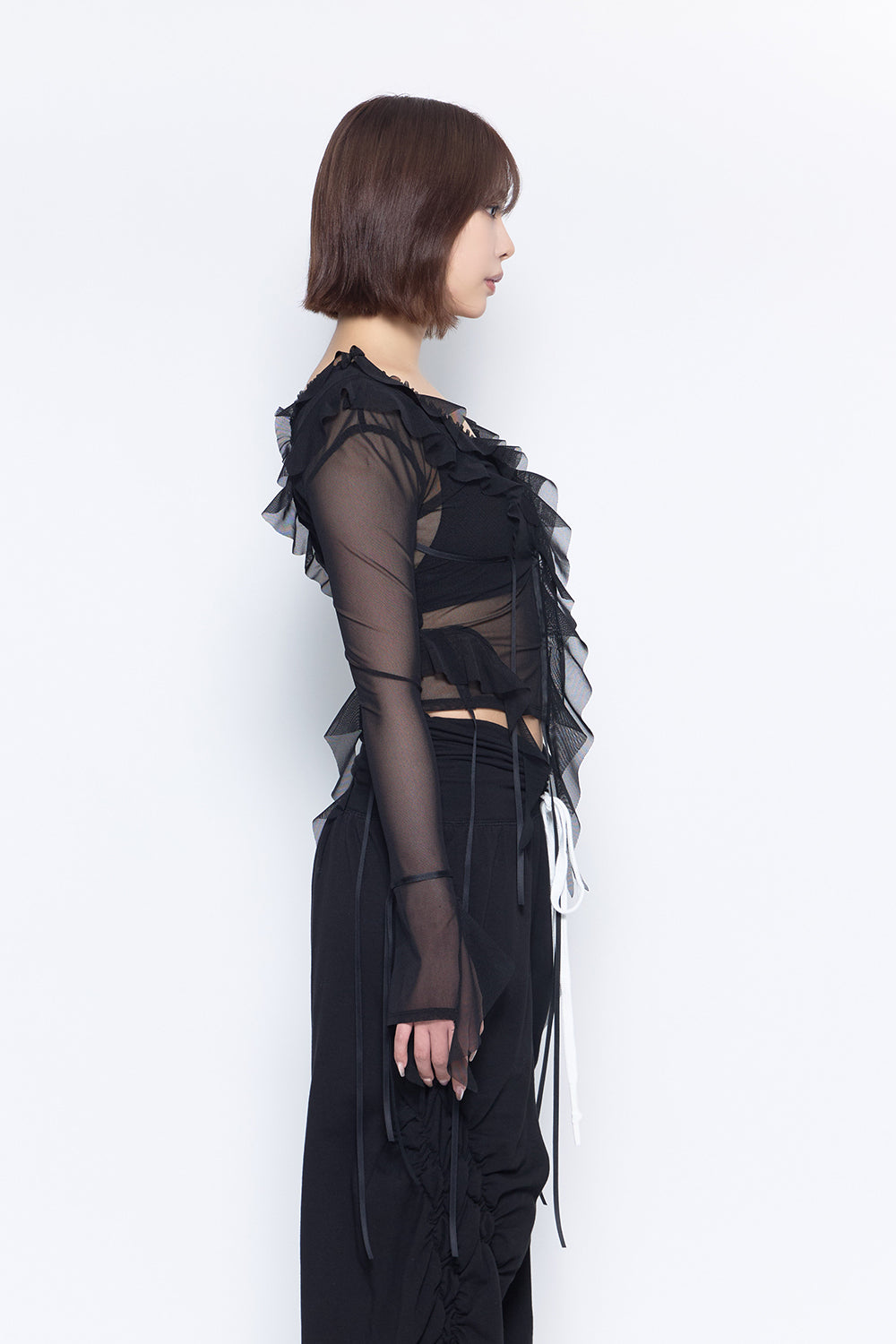 THEREDTHREAD / ザレッドスレッド】S flow frill tops