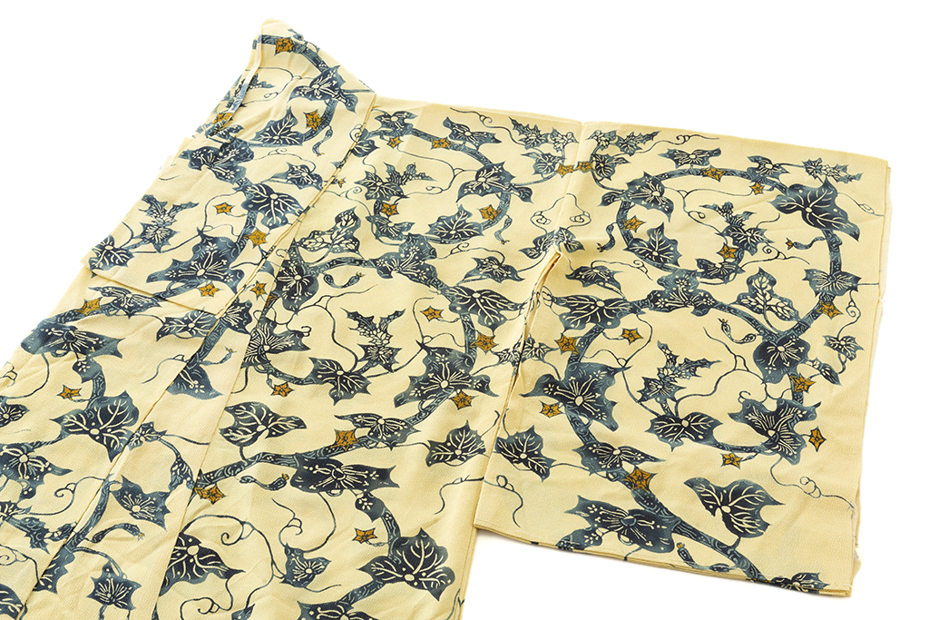 国画会会員 小島悳次郎作 縮緬 型絵染 小紋地 「瓜唐草紋」 未仕立て品