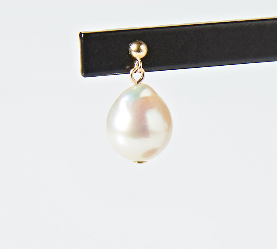 OMAMORI JEWELRY K18あこやバロックパール8mmピアス – 伊勢とこわかや