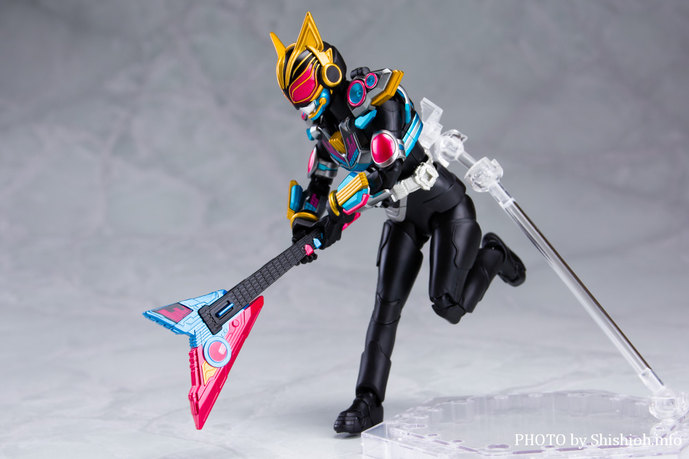 レビュー】S.H.Figuarts 仮面ライダーナーゴ ビートフォーム