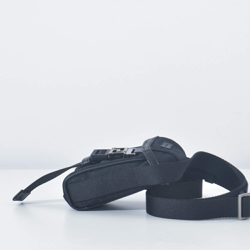 楽天市場】ヴェルサーチ バッグ ショルダーバッグ フォンポーチ