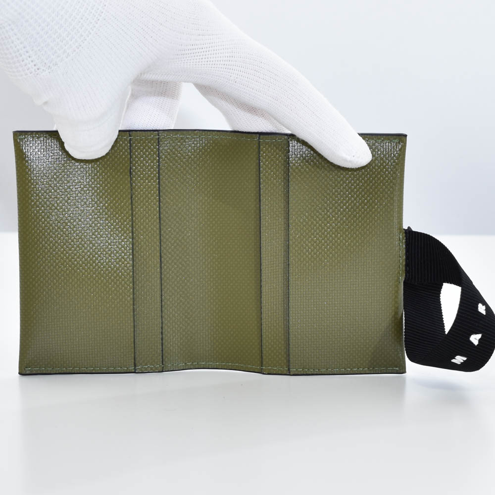 楽天市場】マルニ カードケース メンズ レディース MARNI 2つ折り PVC