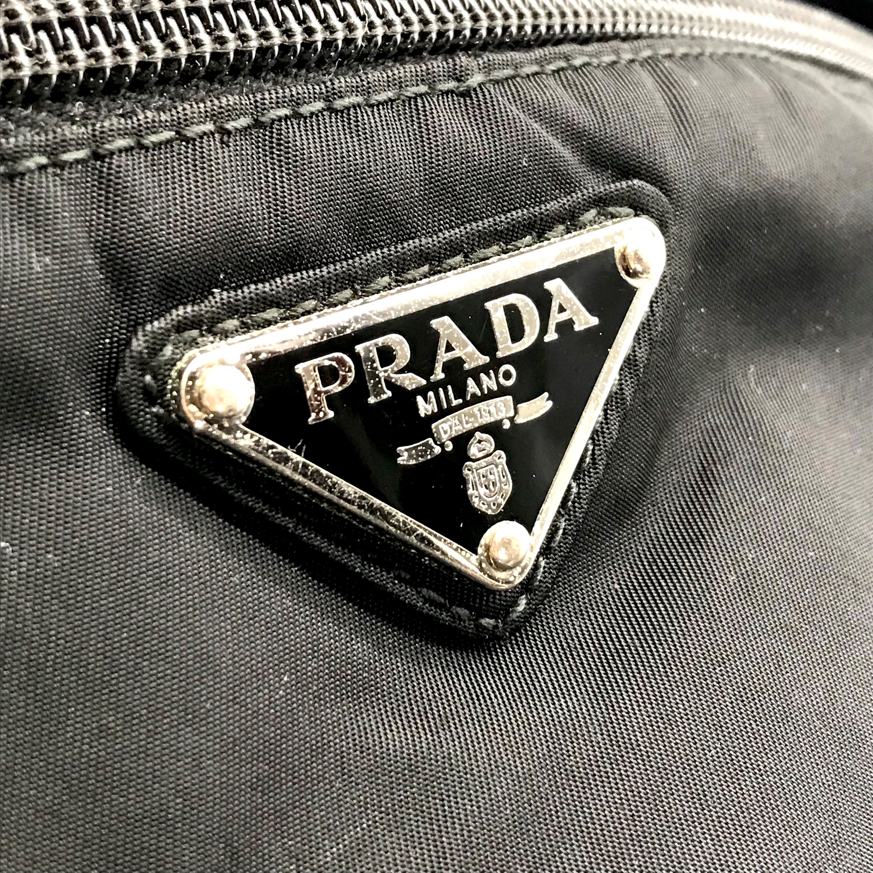 楽天市場】【中古】良品 PRADA プラダ 三角 ロゴ ナイロン 三角ロゴ