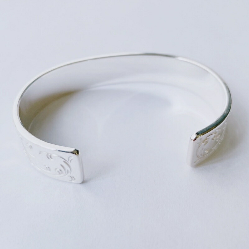 楽天市場】18kメタル唐草ブレス ブレスレット バングル シルバーM