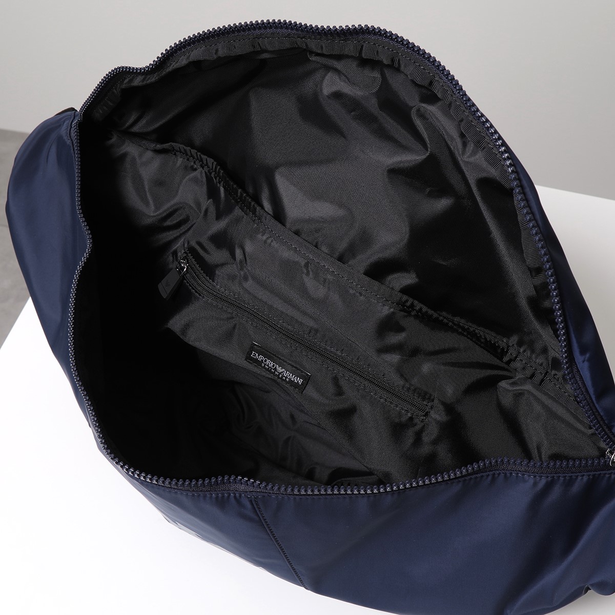 楽天市場】EMPORIO ARMANI エンポリオアルマーニ ボディバッグ 211246