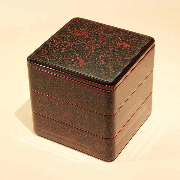 楽天市場】重箱 3段 木製 漆塗り 溜内朱 牡丹 朱沈金 6.5寸 日本製