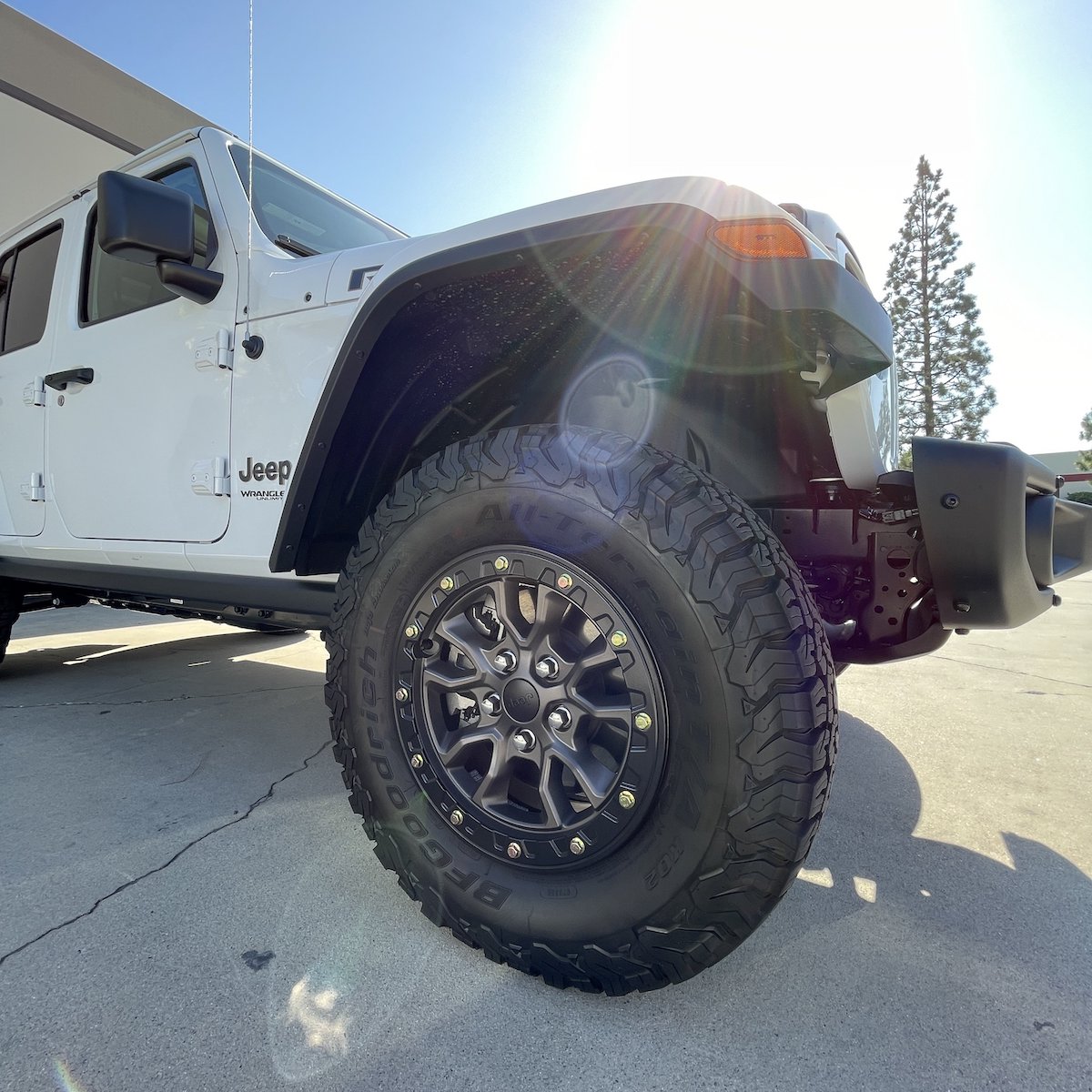 楽天市場】MOPAR 純正ジープ JEEP JL ラングラー JK392 V8ルビコン専用