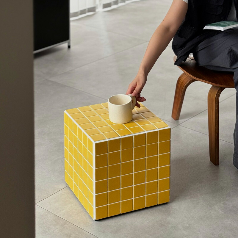 楽天市場】イエロー タイル キューブ サイドテーブル スツール【ART OF