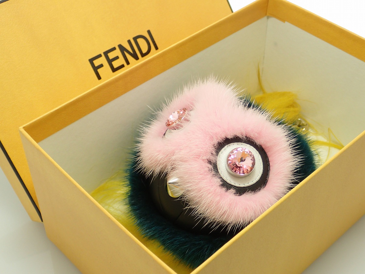 楽天市場】【未使用品】FENDI フェンディ ファー モンスター バッグ