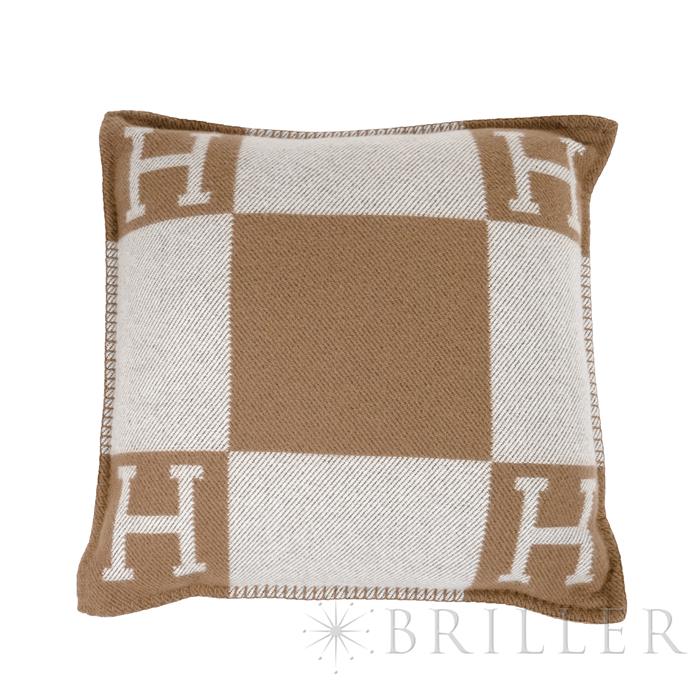 楽天市場】エルメス クッション アヴァロン PM エクリュ / キャラメル