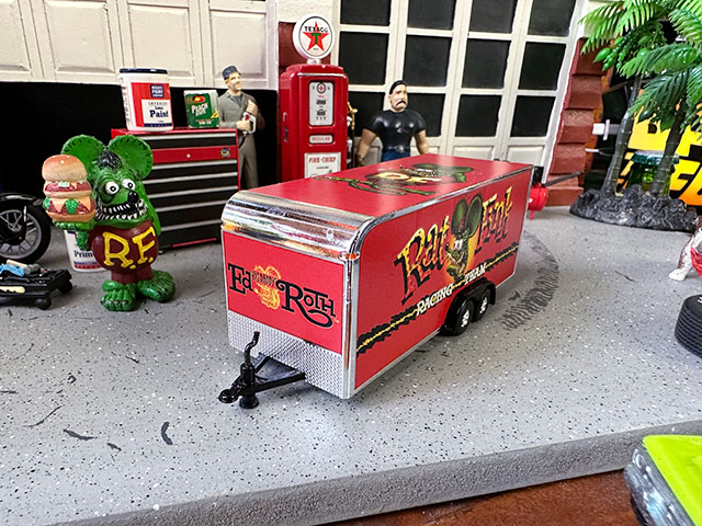 楽天市場】オートワールド ラットフィンク エンクローズドトレーラー