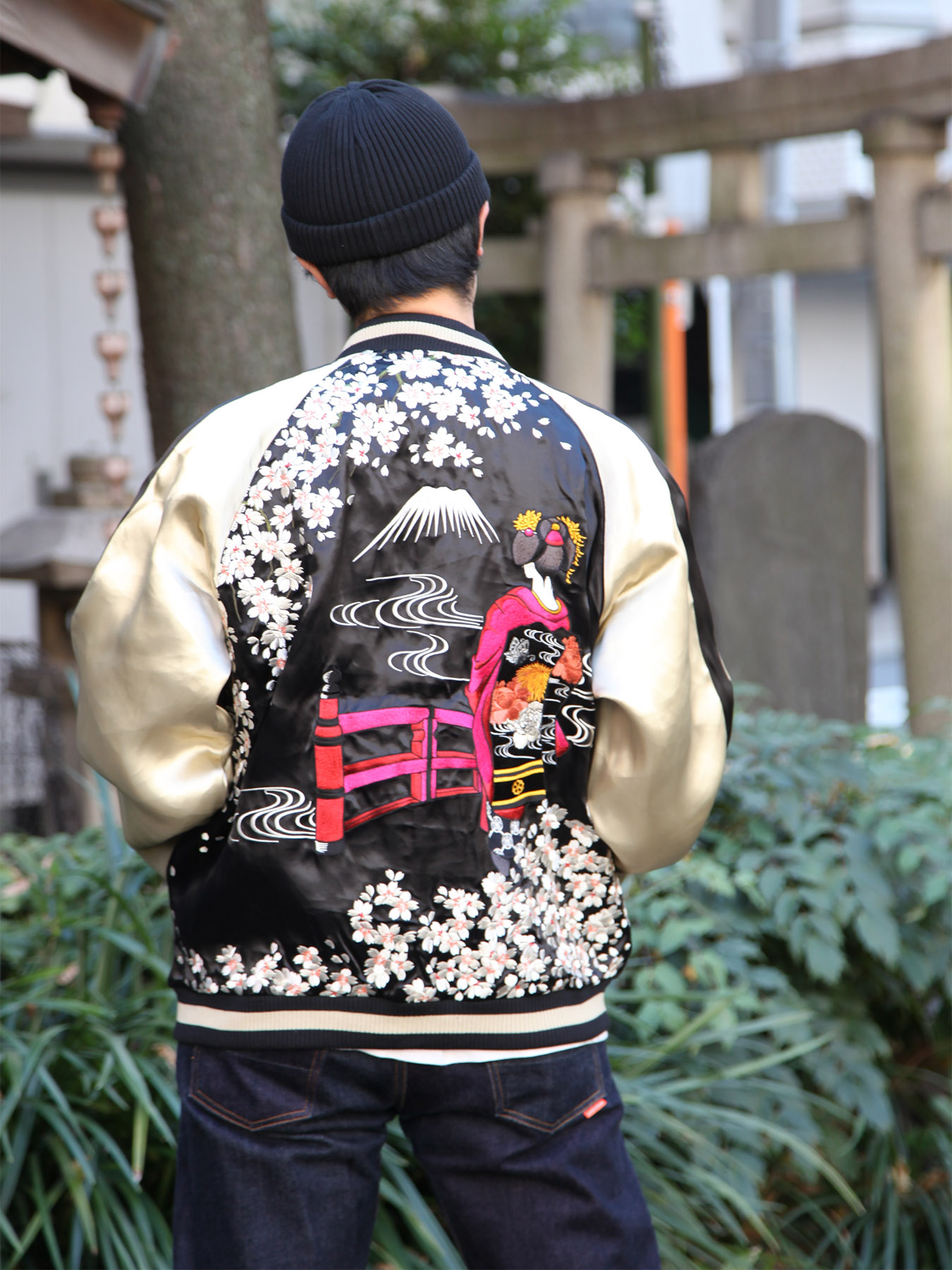 楽天市場】【百花繚乱】“ 枝垂れ桜 と 舞妓 ” 総刺繍 リバーシブル