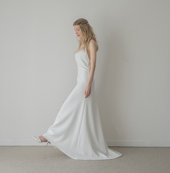 楽天市場】ウエディングドレス レンタル スンダーライン スパゲティ