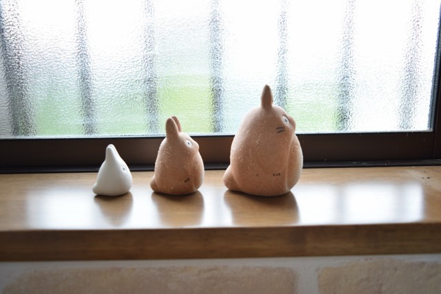 楽天市場】【となりのトトロ置物】インテリア トトロの置物 大中小 3