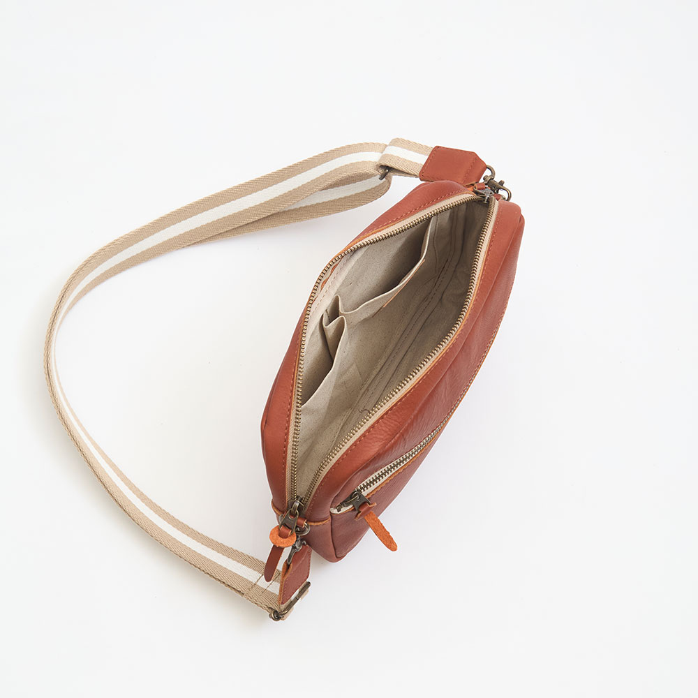 楽天市場】Kanmi./カンミ All story スクエアショルダーバッグ B24-99