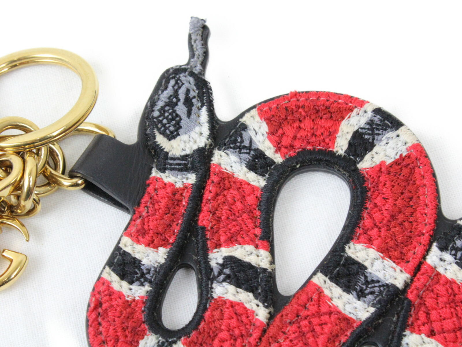 楽天市場】GUCCI グッチスネークキーホルダー蛇 縁起物 キーホルダー