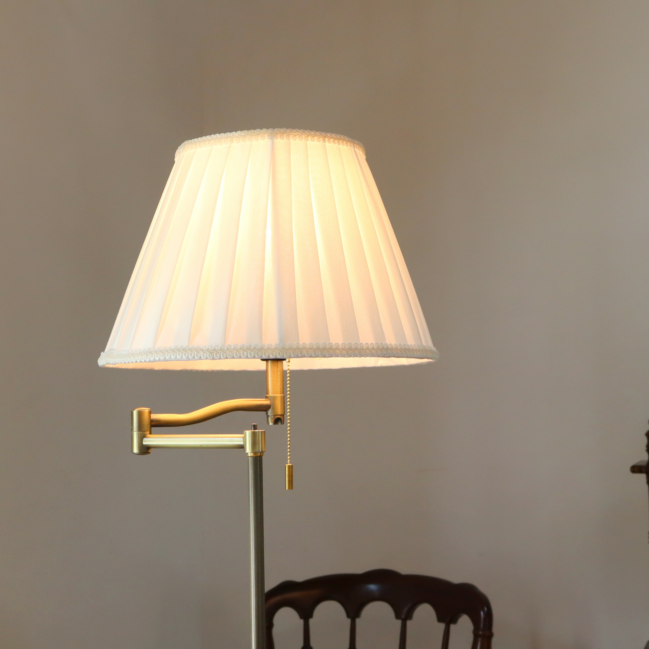 楽天市場】北欧風 アンティーク調 スイングアーム フロアスタンド