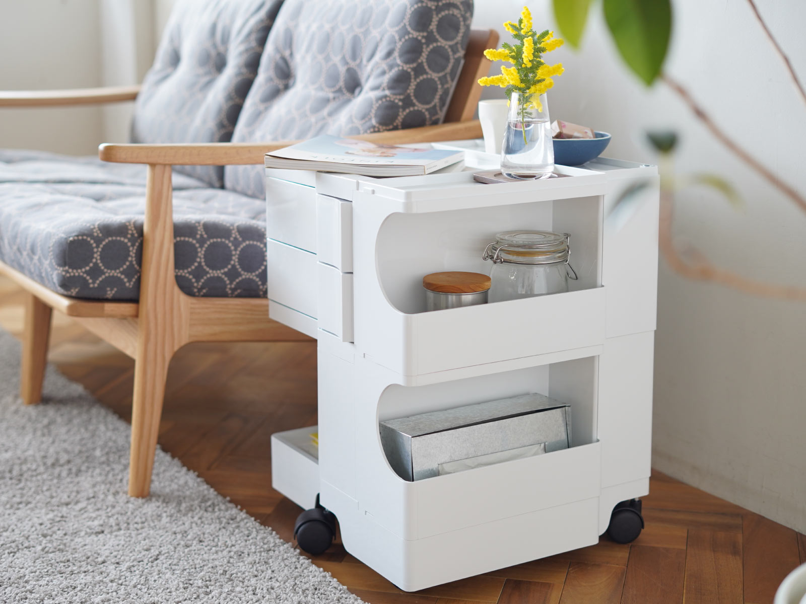 楽天市場】【在庫あり・正規品2年保証】全2色 ボビーワゴン 2段2トレイ