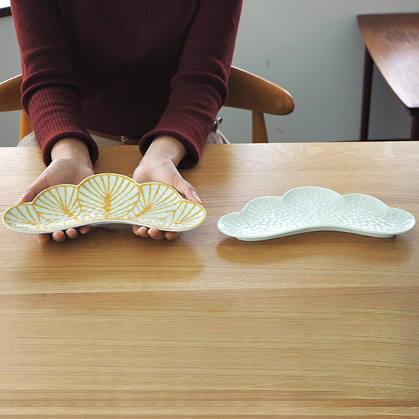 楽天市場】幸楽窯 錦 金 松葉形 前菜皿 / 有田焼 和食器 正月 お正月