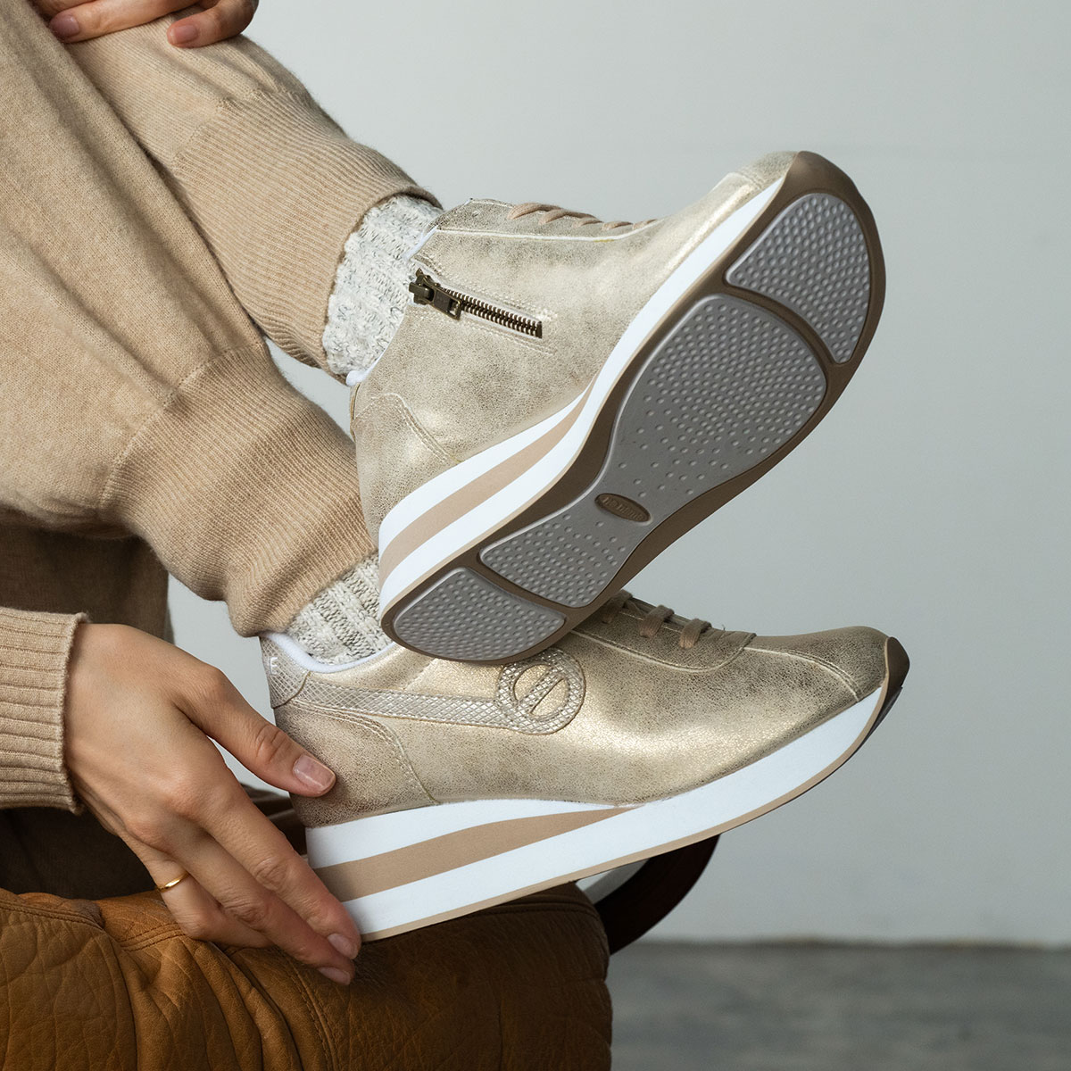 楽天市場】NO NAME ノーネーム [スニーカー] SPEED-42919-L.GOLD