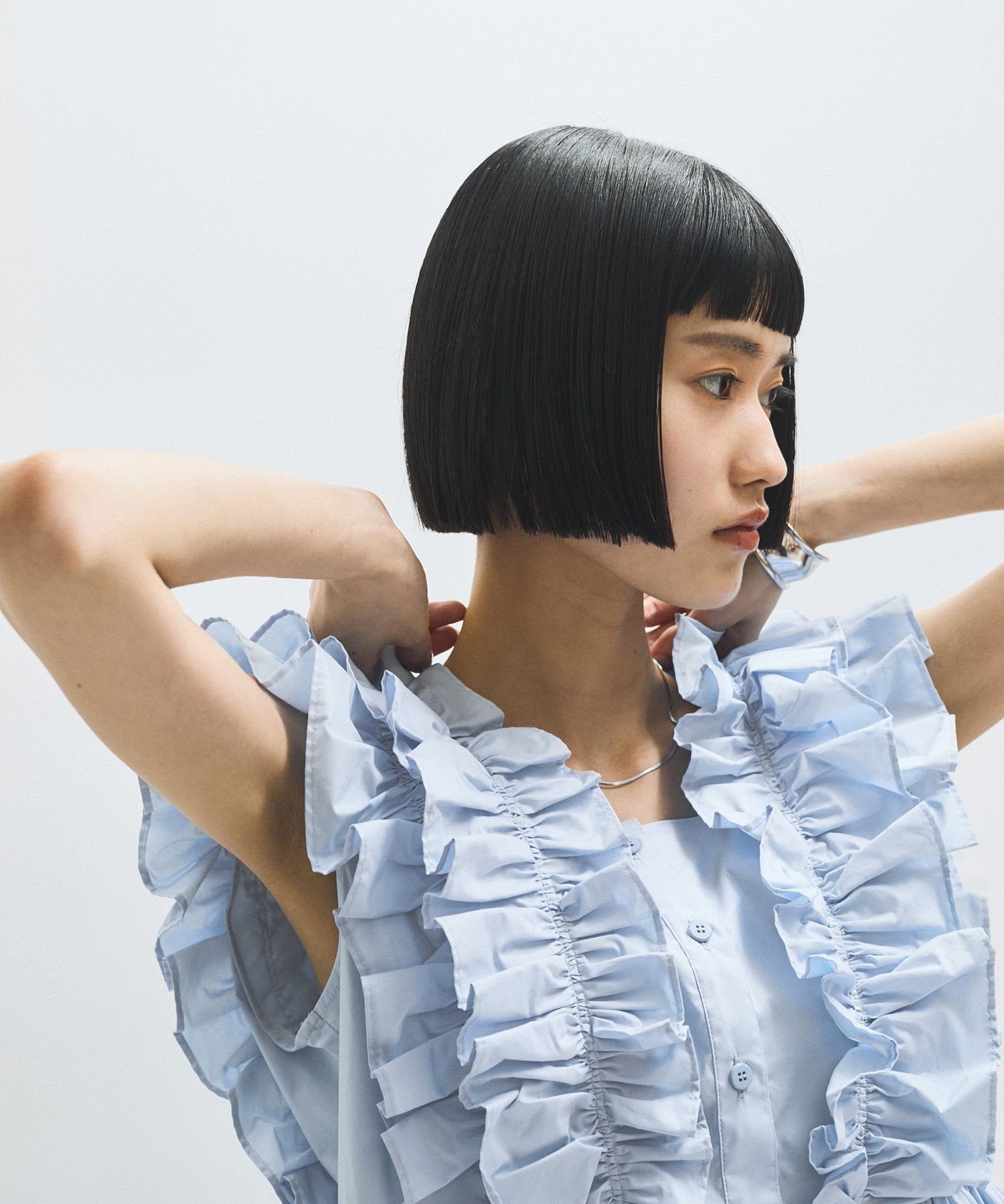 ADAM ET ROPE'｜ペタルフリルブラウス | Rakuten Fashion(楽天