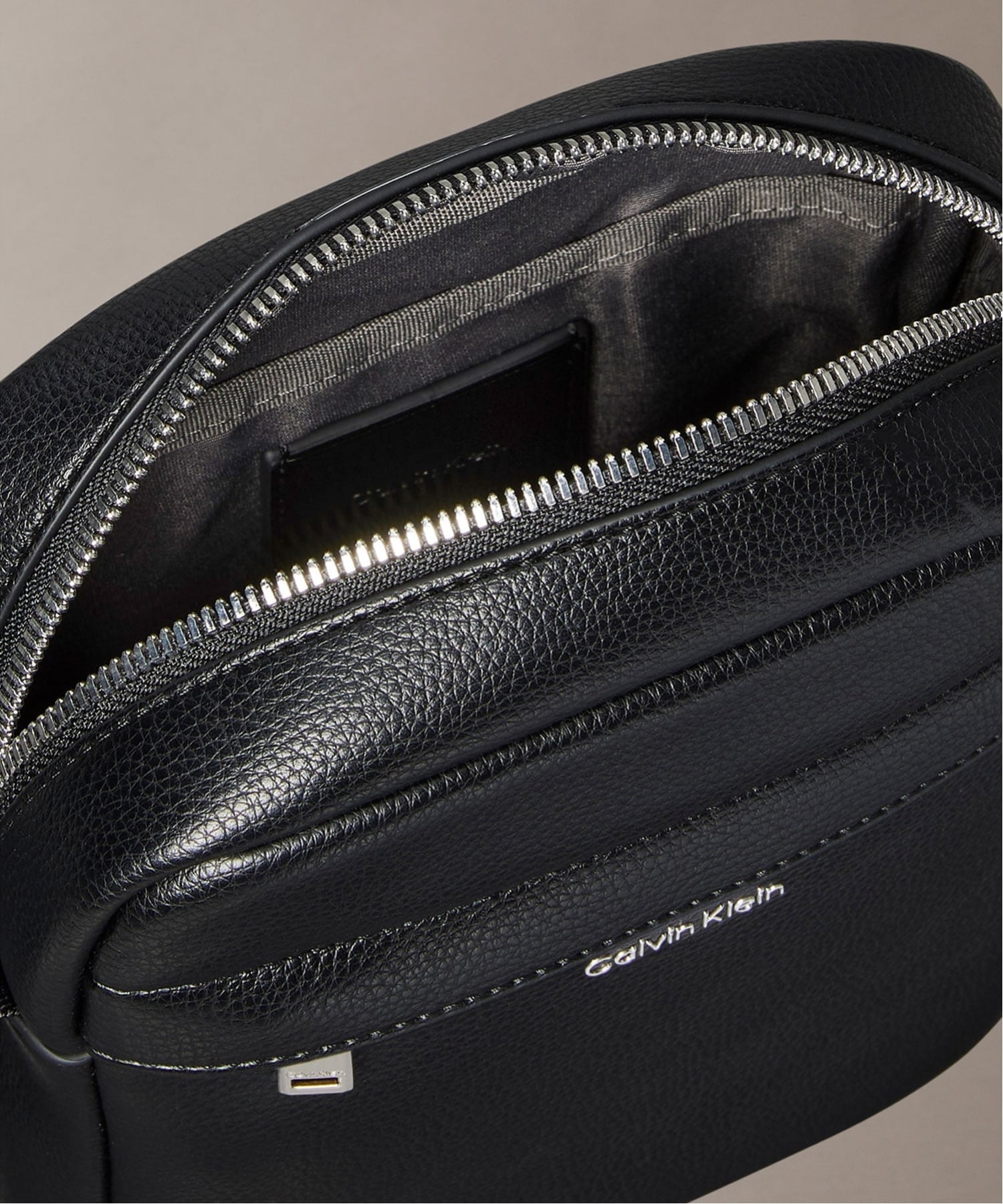 Calvin Klein｜(M)【公式ショップ】 カルバンクライン レイズリ