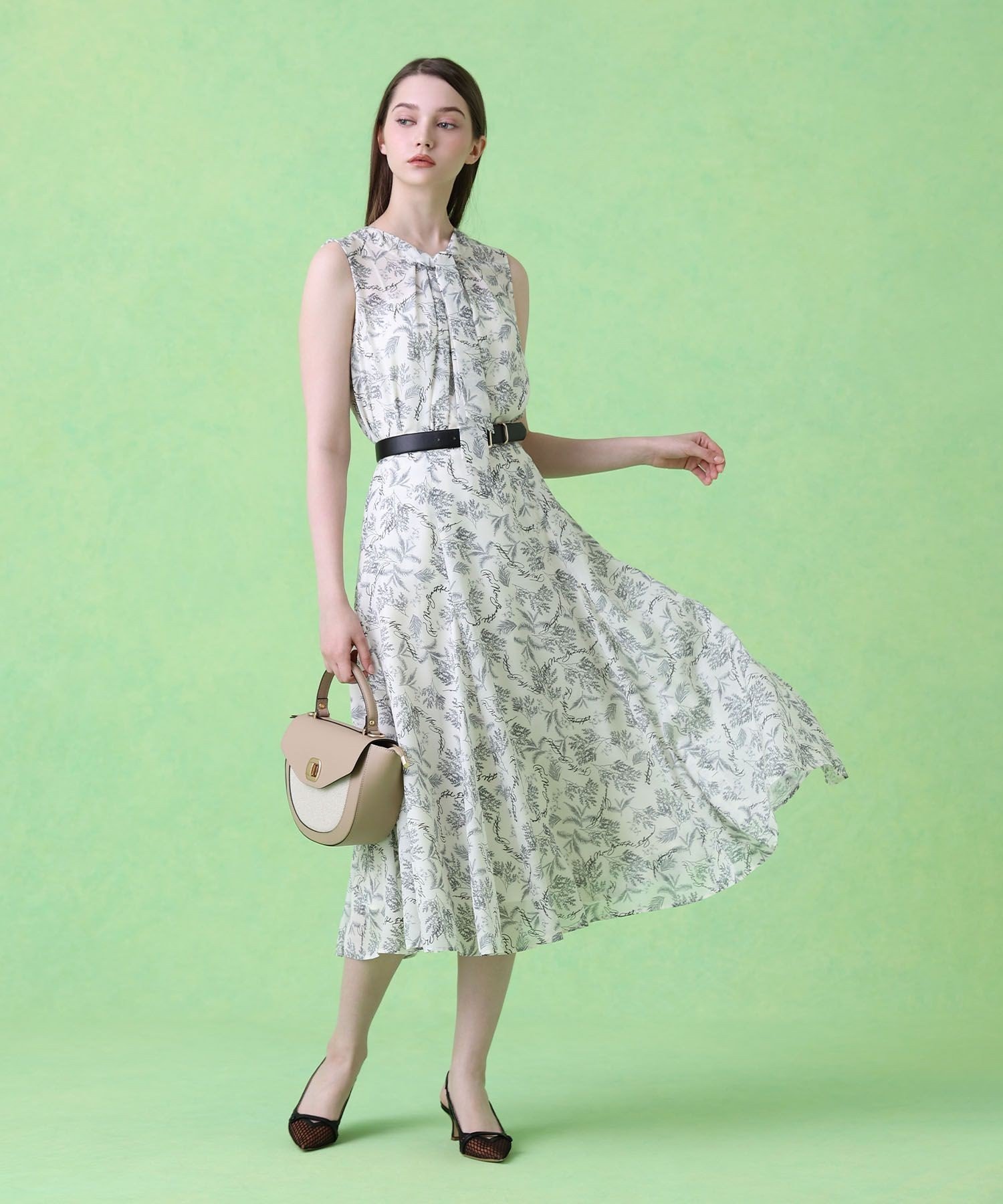 ANAYI｜【セットアップ対応商品】リーフカリグラフィープリントマチ