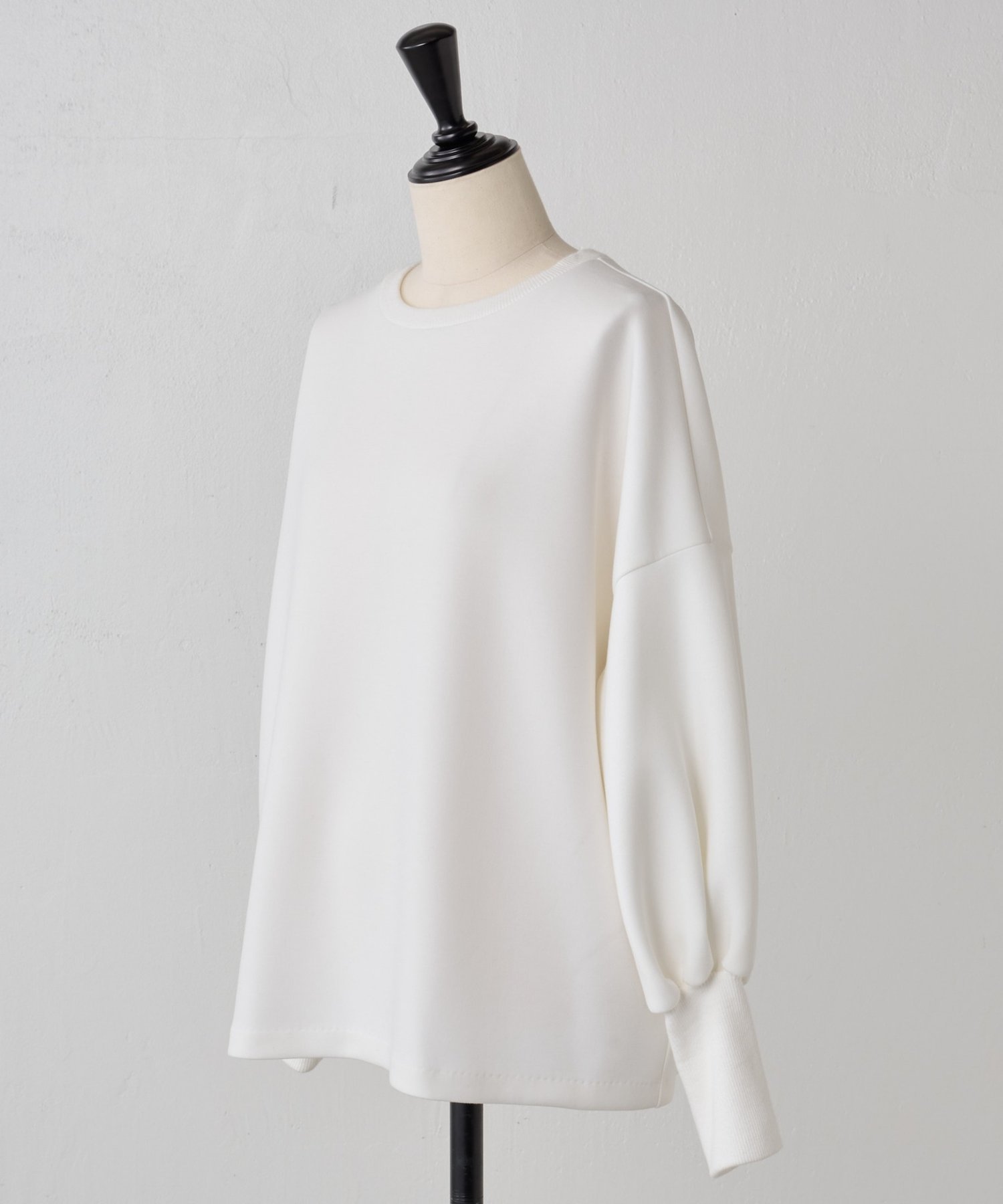 BEARDSLEY｜ダンボールパフトレーナー | Rakuten Fashion(楽天