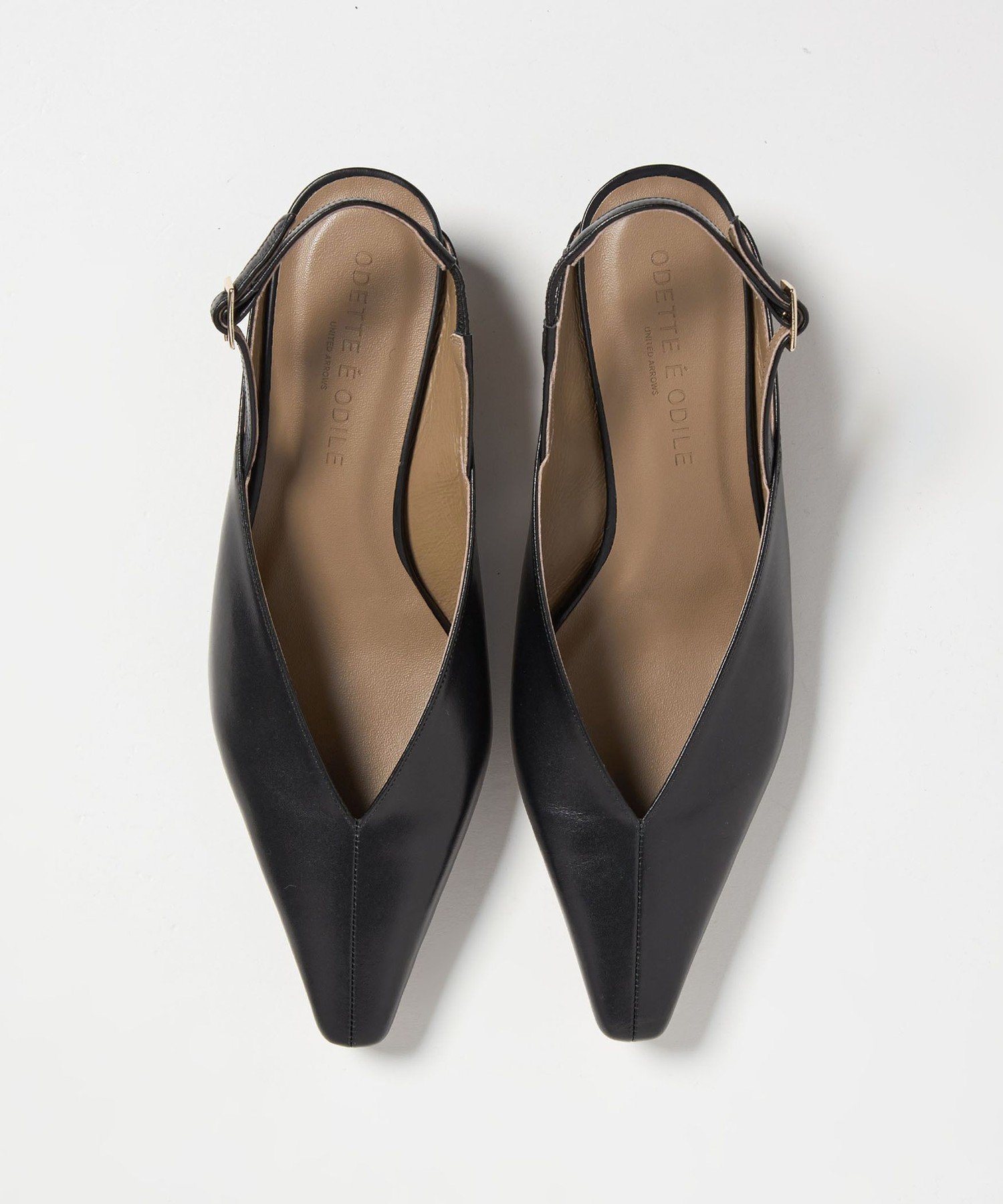 ODETTE E ODILE｜センターシームバックベルト パンプス40