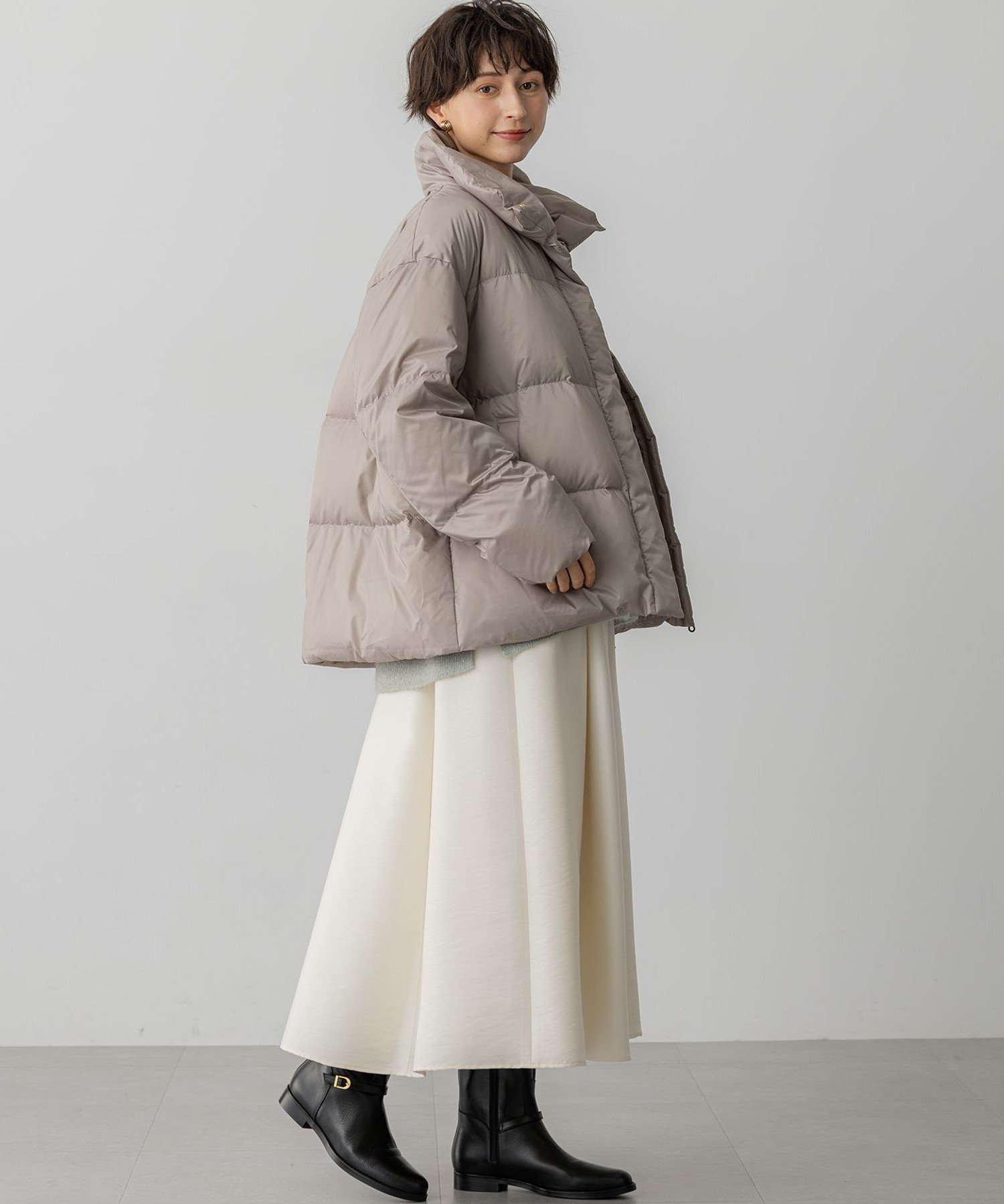 23区｜【Oggi掲載】シレータフタ ハイネック ショート ダウンコート
