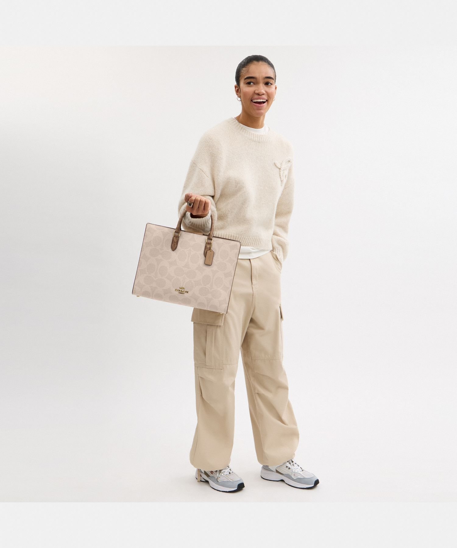 COACH OUTLET｜【公式】マギー トート バッグ・ブロックド