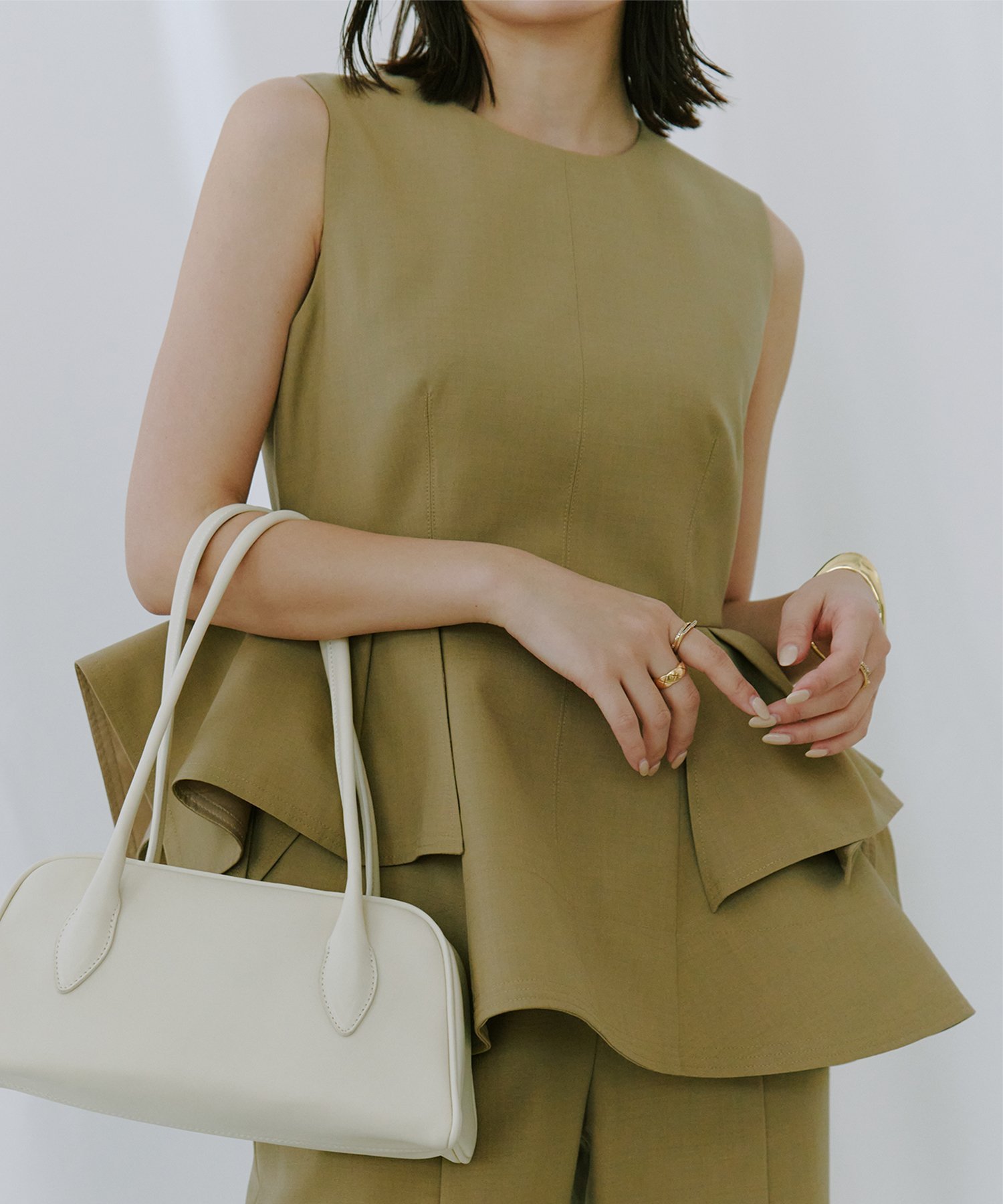 anuans｜オブジェクトフレアトップス | Rakuten Fashion(楽天