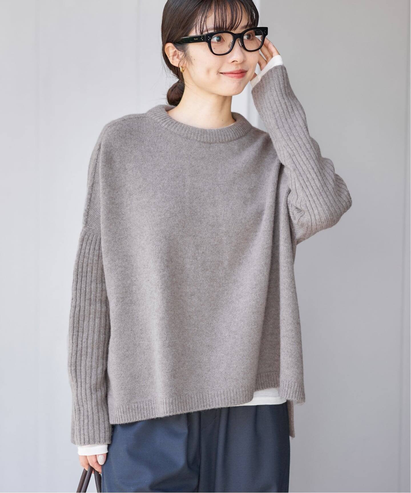 IENA｜《WEB限定/追加》ウールカシミヤ 脇スリットクルーネックプル