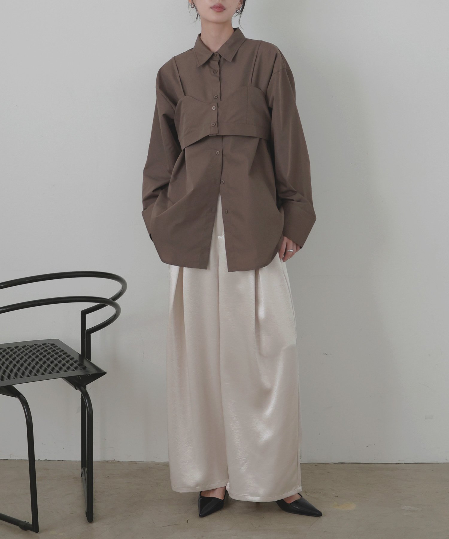 LIAN｜サテンタックワイドパンツ | Rakuten Fashion(楽天ファッション