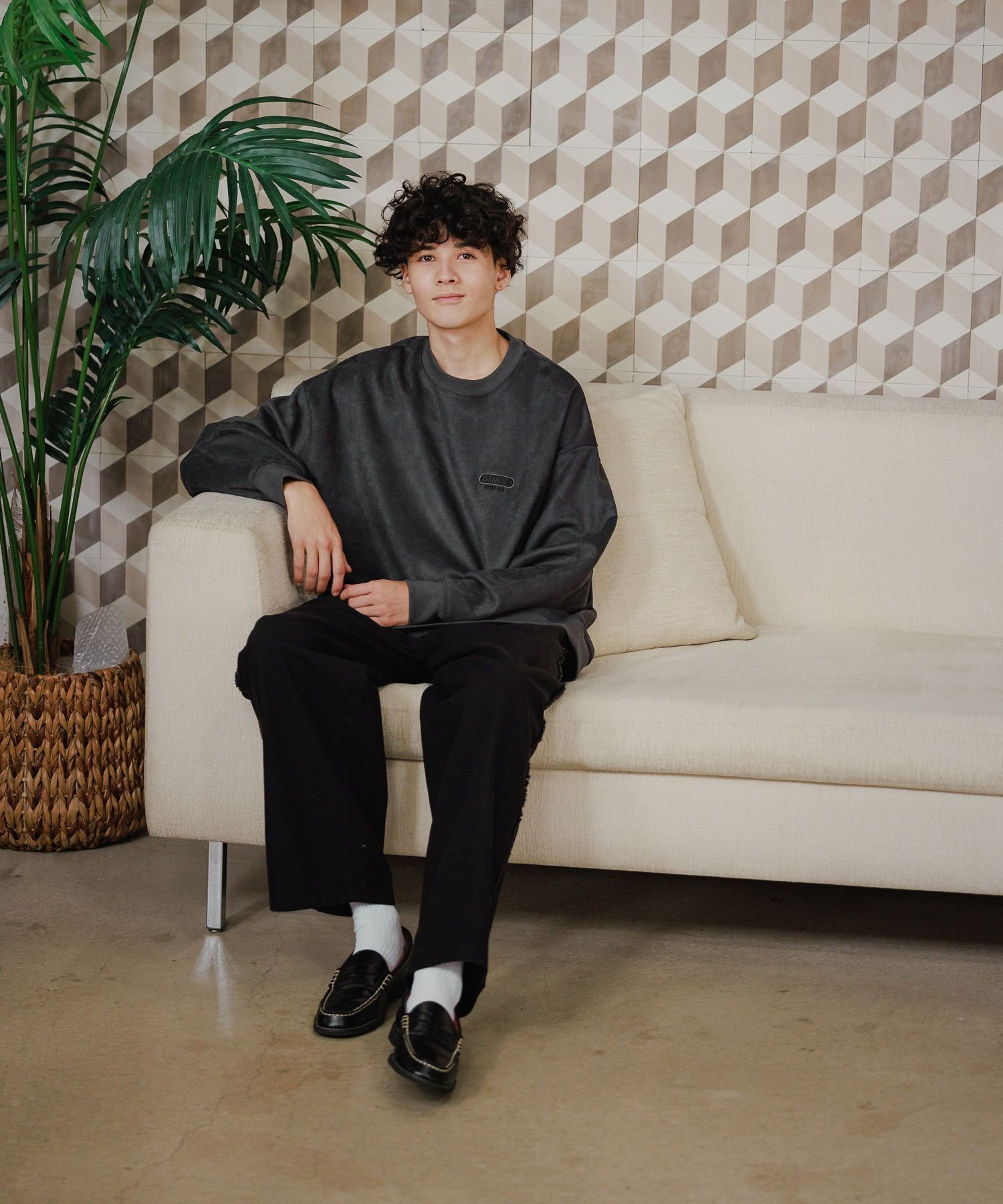 niko and ｜フェイクスウェードプルオーバー | Rakuten Fashion