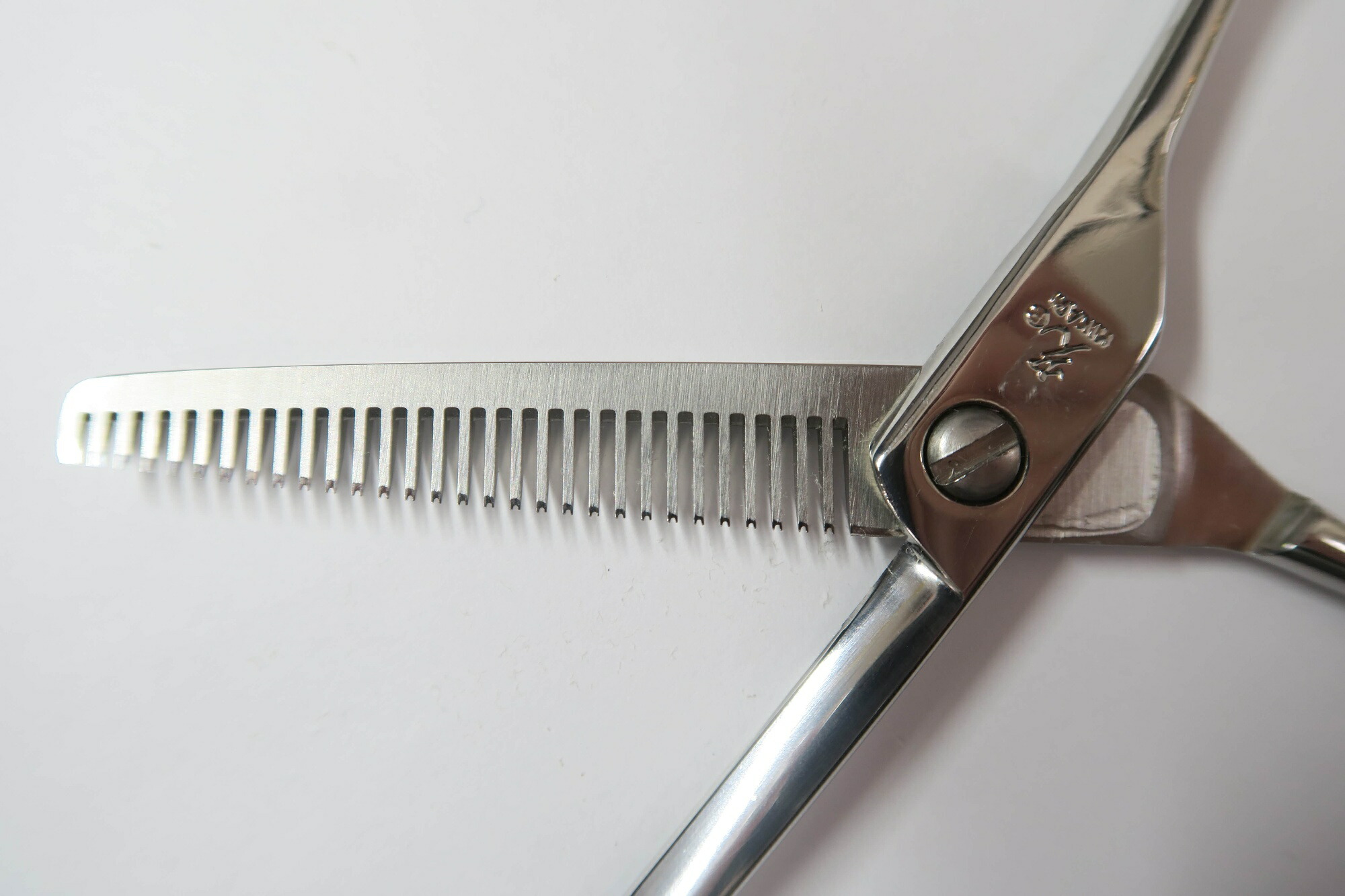 楽天市場】Dランク【光シザー HIKARI ヒカリ】 723 セニング 美容師