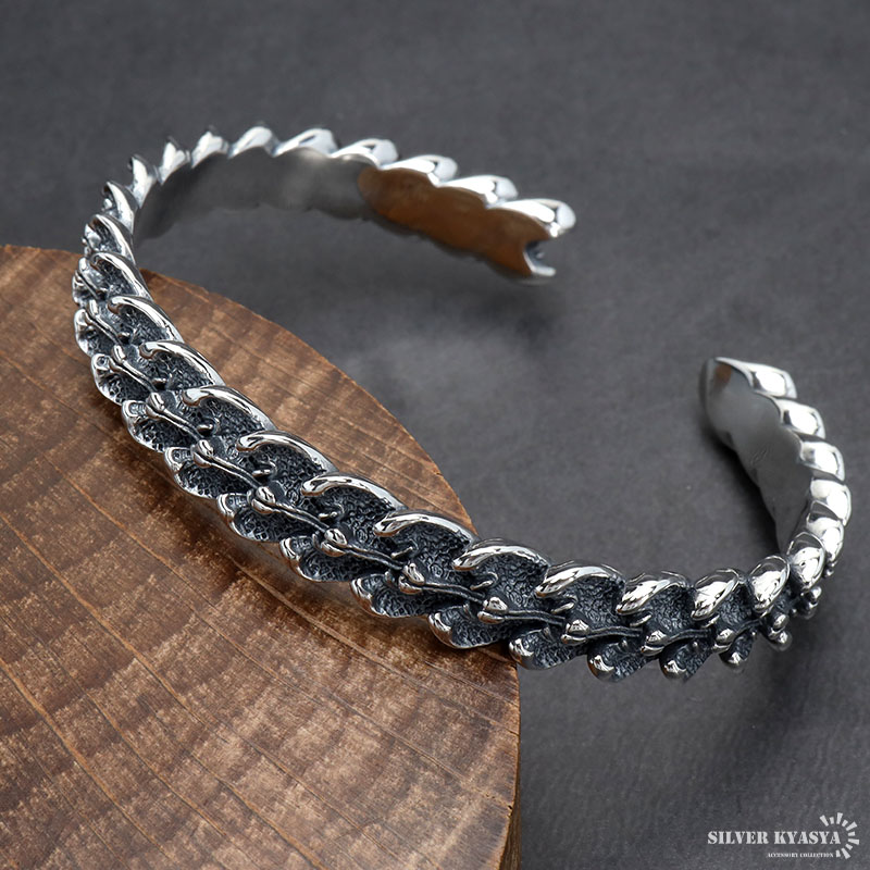 楽天市場】シルバー925 ドラゴンバングル 龍の鱗 燻 龍バングル 竜 辰