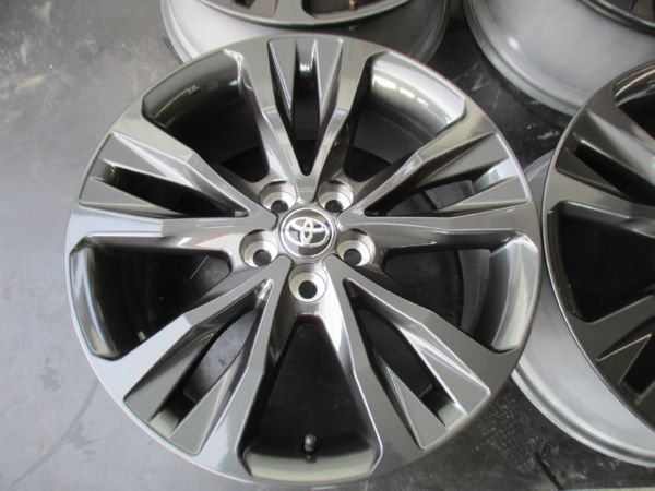 楽天市場】トヨタ カローラツーリング 17インチ 純正アルミホイール 4