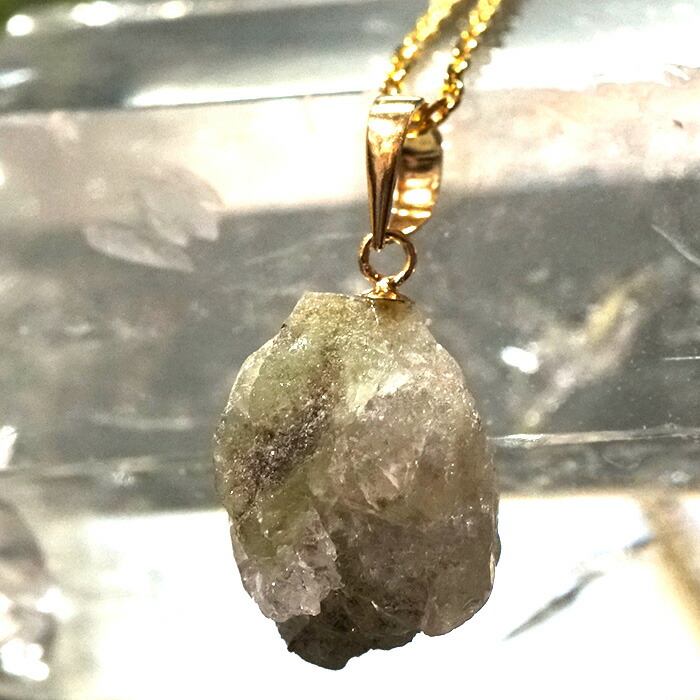 楽天市場】【10％OFF】フェナカイト ペンダントトップ 原石 K18 ロシア